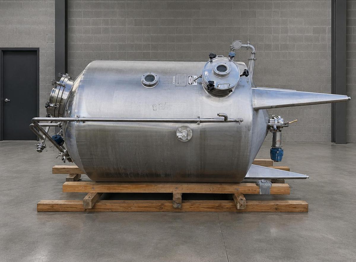 Used 500 Gallon 316 L Jacketed Processor. Dome Top , Cone Bottom , 2 Available!