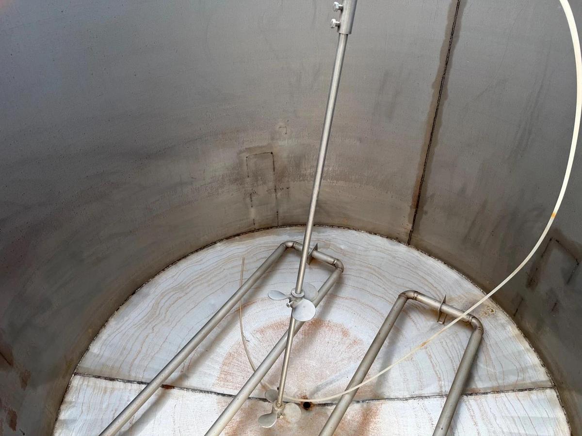 Used 600 Gallon 304 Stainless Steel Open Top Cone Bottom Tank w/ heat /Cooling Coils