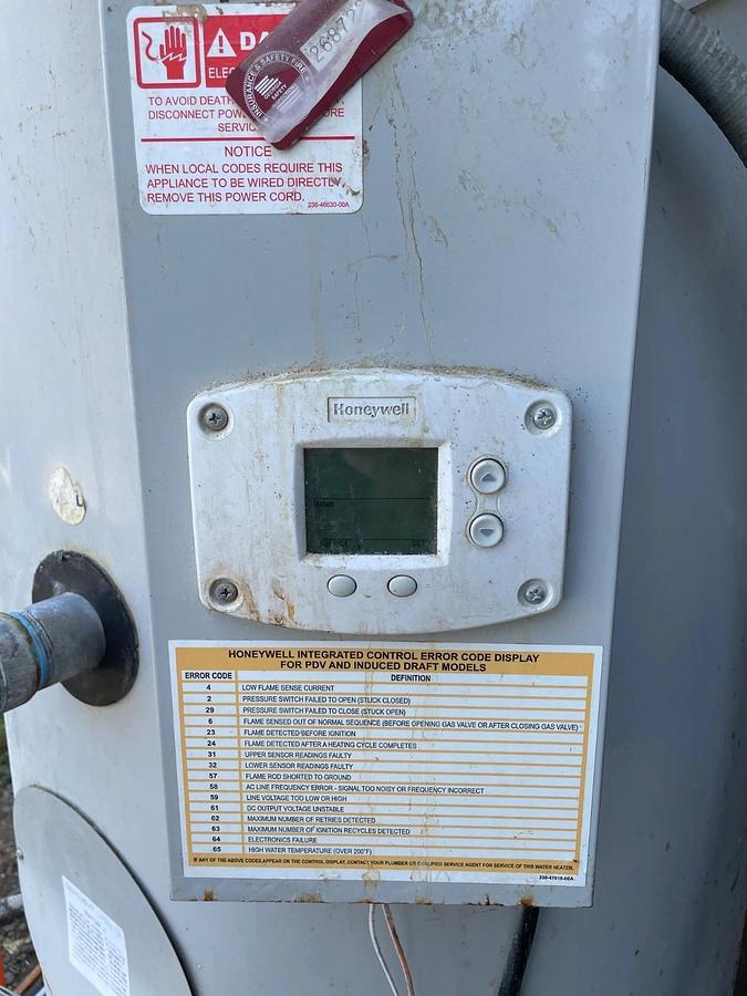 Used 80 Gallon BRADFORD WHITE D80T7253NA Commercial Water Heater - 725000 BTU Nat Gas