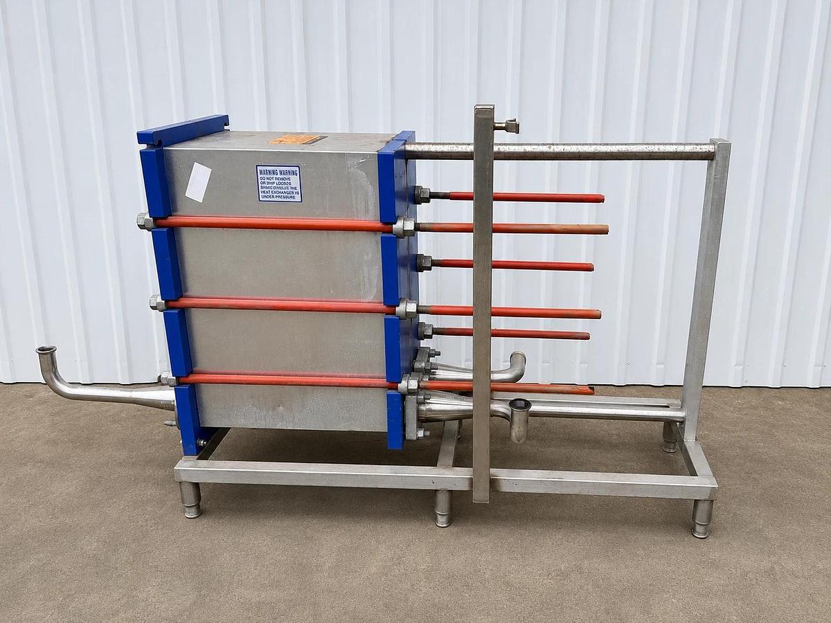 Used ALFA LAVAL M10-MFG STAINLESS STEEL PLATE HEAT EXCHANGER – 322 SQ FT – 150 PSI