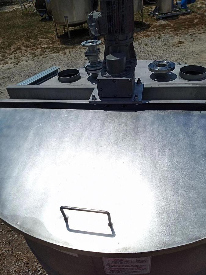 Used 600 Gallon Stainless Steel Dimple Jacketed Mix Tank , Slope 1.5 HP Heavy Mixer