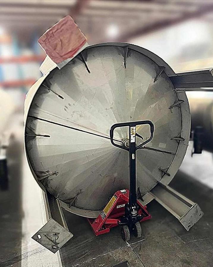 Used 3400 Gallon Mfg By Meridian Stainless Steel Vertical Storage Tank Very Clean