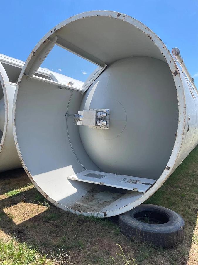 Used SILO PELLET RESIN SILO’S MFG BY CST STORAGE 12’ x 72  7000 cubic feet 4 availabl