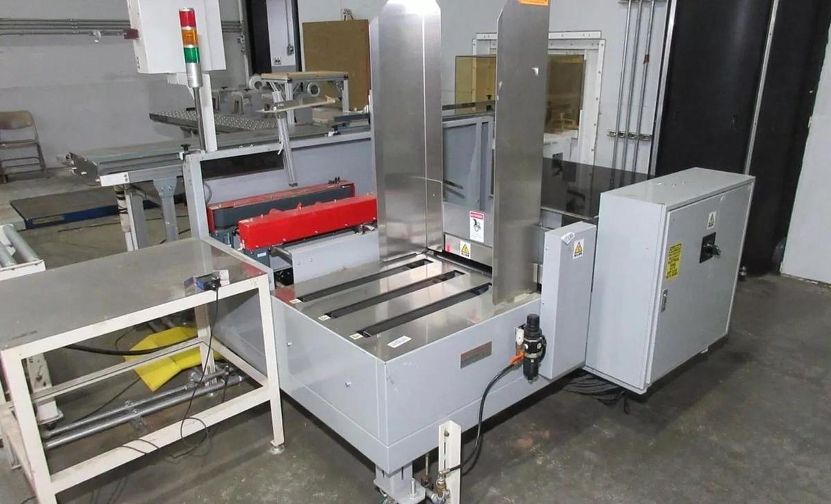 Used 3M Automatic Case Erector Mdl 210 CF Bottom Taper Box Former up to 10 CPM