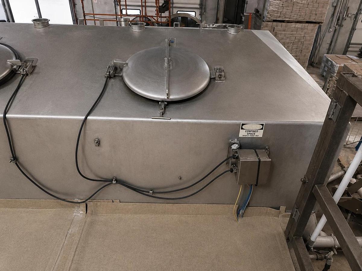 Used APV 160 Cu Ft Stainless Steel Twin Shaft Ribbon Blenders 40 HP Model HD-160DR