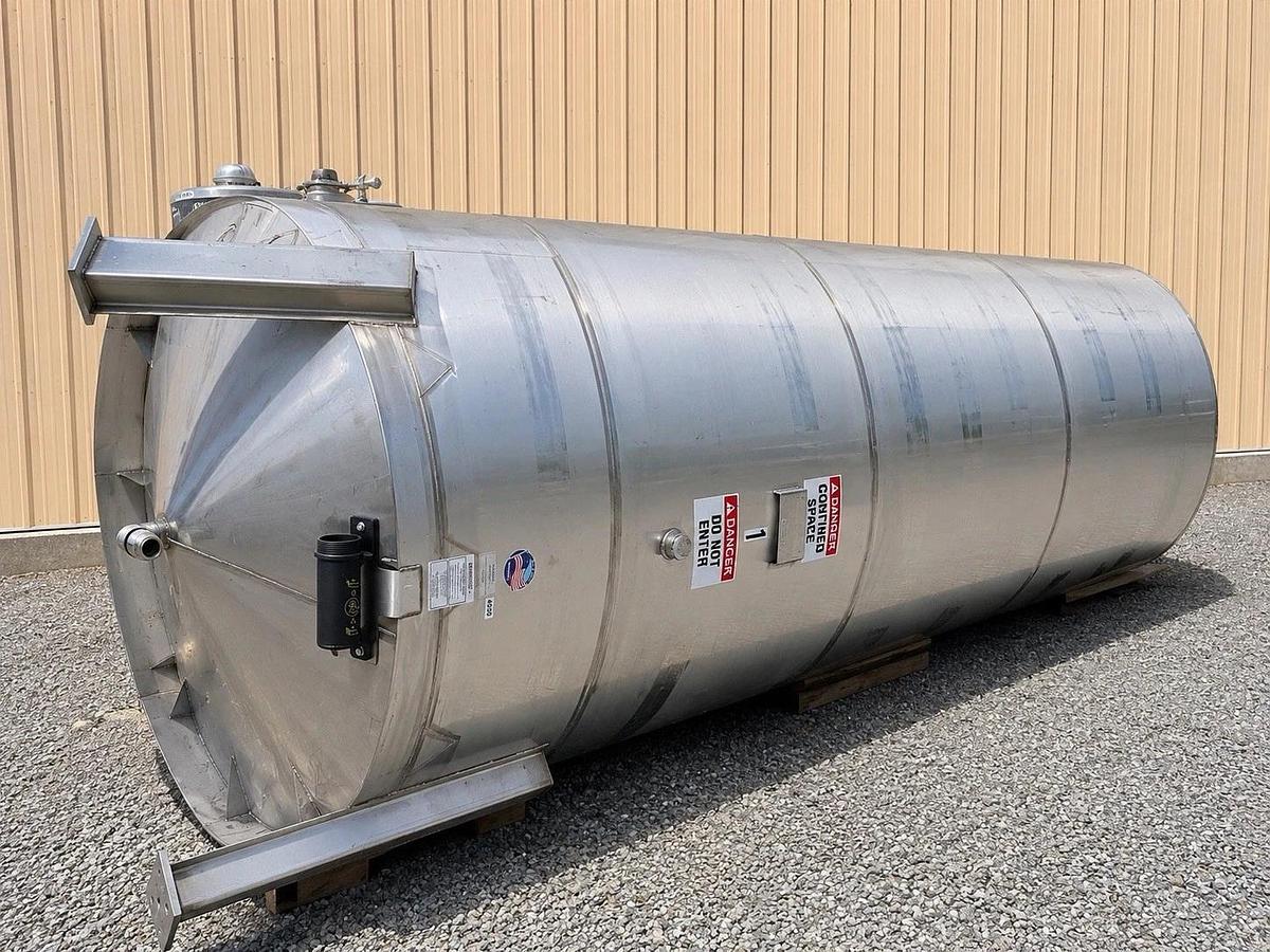 Used 3400 Gallon Stainless Steel Vertical Storage Tank – Meridian – 6’ Dia x 18’ Long