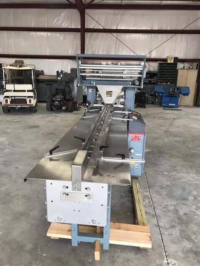 Used Shanklin F4A F-4A  Horizontal Flow Wrapper Automatic Continuous motion Form Fill