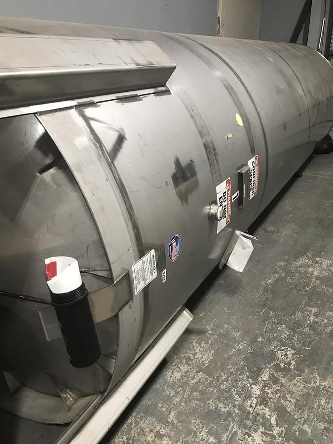 Used 3400 Gallon Mfg By Meridian Stainless Steel Vertical Storage Tank Very Clean