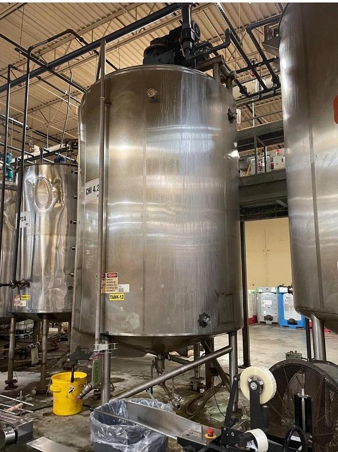 Used 4000 Gallon SS Cherry-Burrell Stainless Steel Dual Motion Mixing Processor Tank