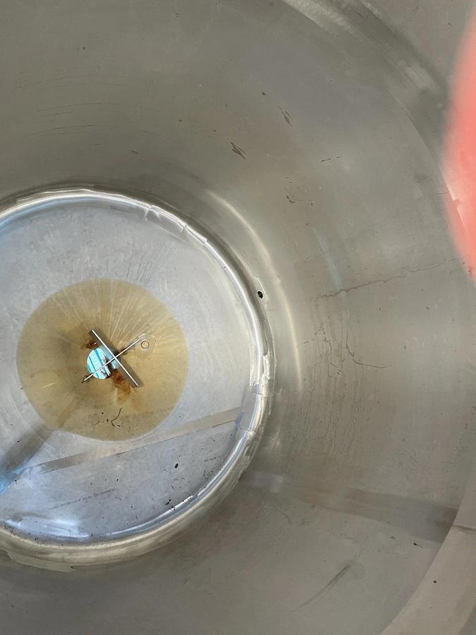 Used 900 Gallon Vertical Stainless Steel Tank With Dome Top Dish Bottom