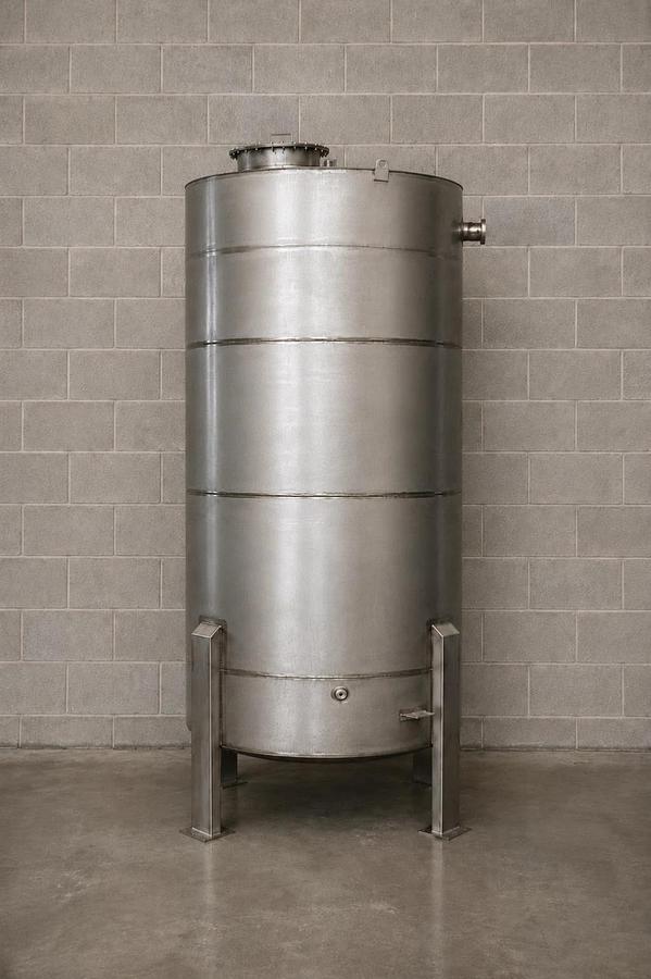 Used 3400 Gallon Mfg By Meridian Stainless Steel Vertical Storage Tank Very Clean