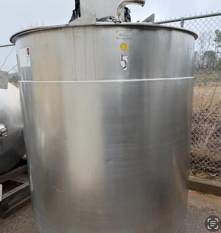 Used 800 Gallon Groen Kettle Jacketed Stainless Steel Processor with agitation
