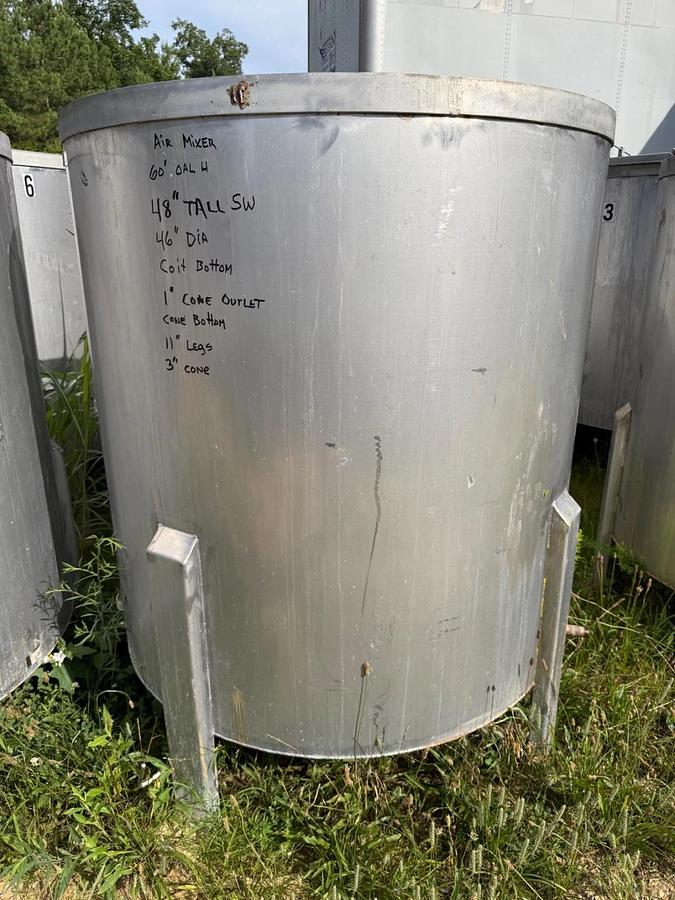 Used 300 Gallon Open Top 304 Stainless Steel Tank – Cone Bottom – heat or cool coils