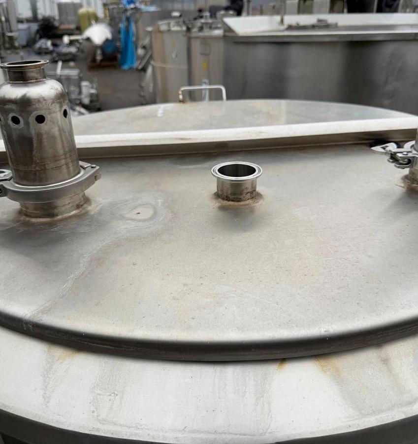 Used 200 Gallon Jacketed 316 Stainless Steel  Cone bottom center Drain mfg DCI