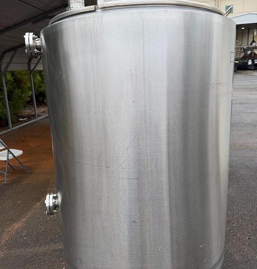 Used 200 Gallon Jacketed 316 Stainless Steel  Cone bottom center Drain mfg DCI