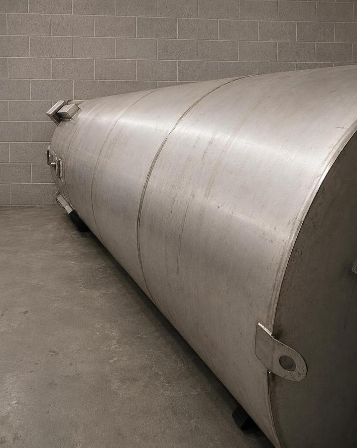 Used 3400 Gallon Mfg By Meridian Stainless Steel Vertical Storage Tank Very Clean