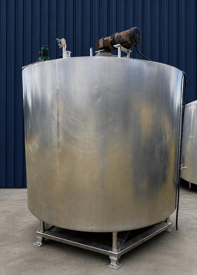 Used 1500 Gallon Stainless Steel Insulated Mix Tank mfg Chester Jensen Sweep Agitatio