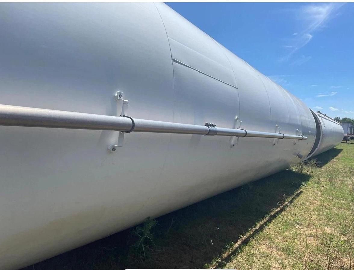 Used 2 SILO PELLET RESIN SILO’S MFG BY CST STORAGE 12’ x 72’  NO RUST! Excellent Cond