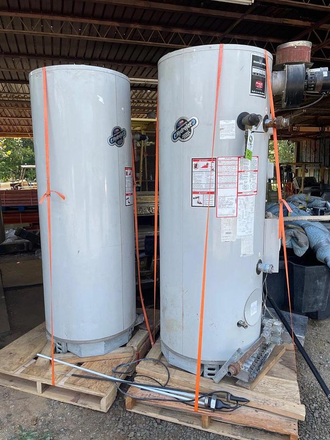 Used 80 Gallon BRADFORD WHITE D80T7253NA Commercial Water Heater - 725000 BTU Nat Gas