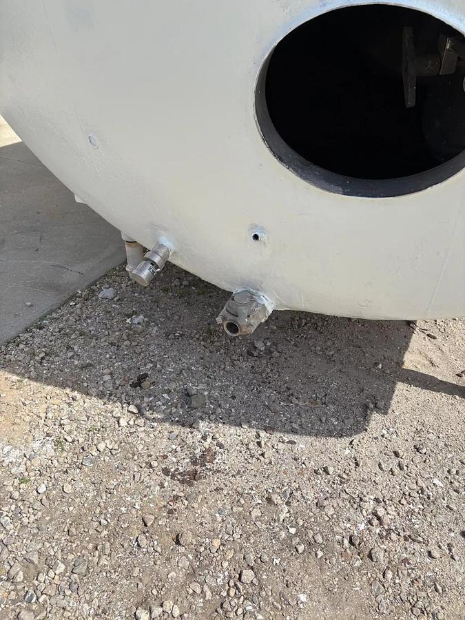 Used 10,000 Gallon Stainless Steel Jacketed Food Grade Tank
