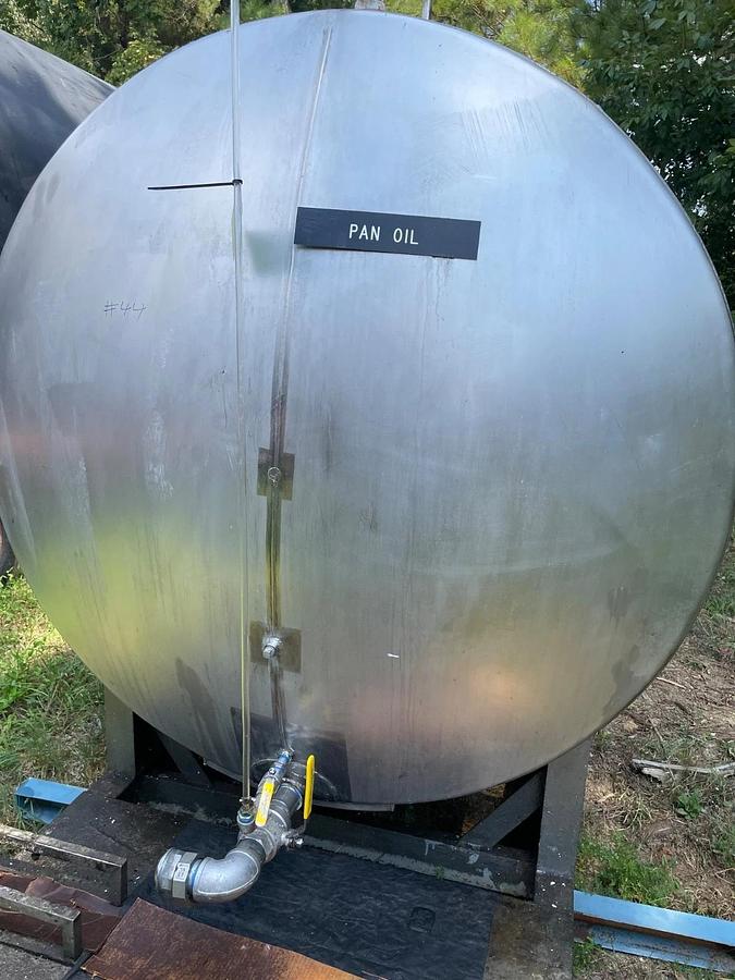 Used 2000 Gallon Horizontal Holding Tank - 304 Stainless Steel edible oil Tank w/skid