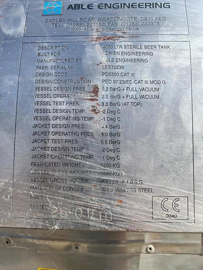 Used 1000 Gallon 4000 L 304 Stainless Steel Jacketed , Vacuum rated Tank Dish / Dome