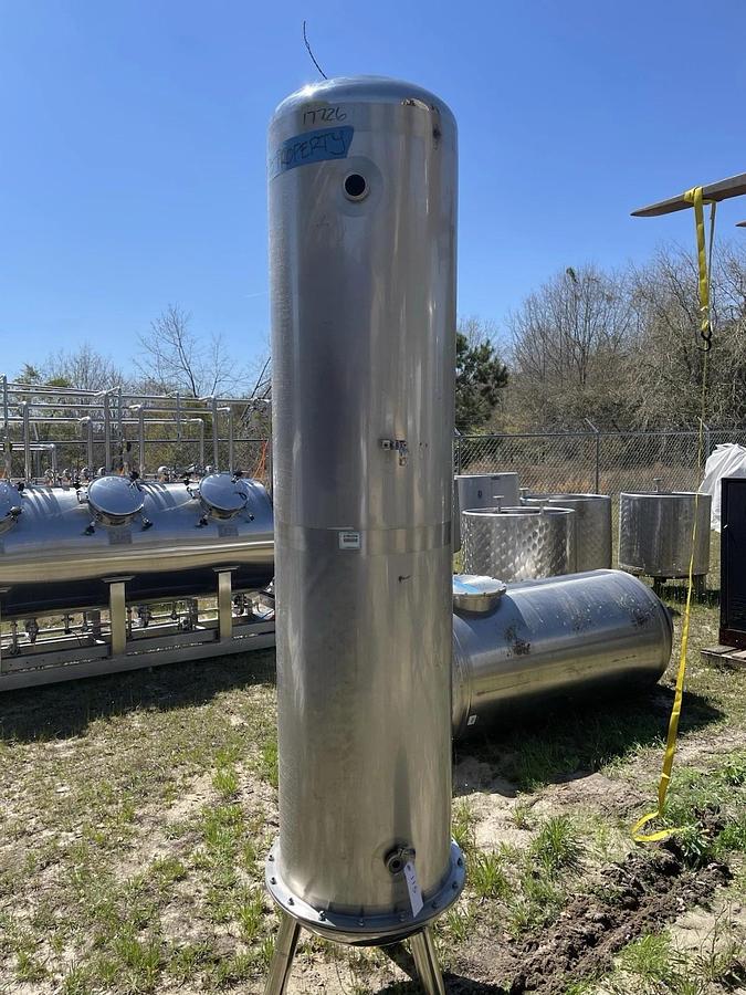Used 100 Gallon Stainless Tank , Dome Top , Dish Bottom , On Legs