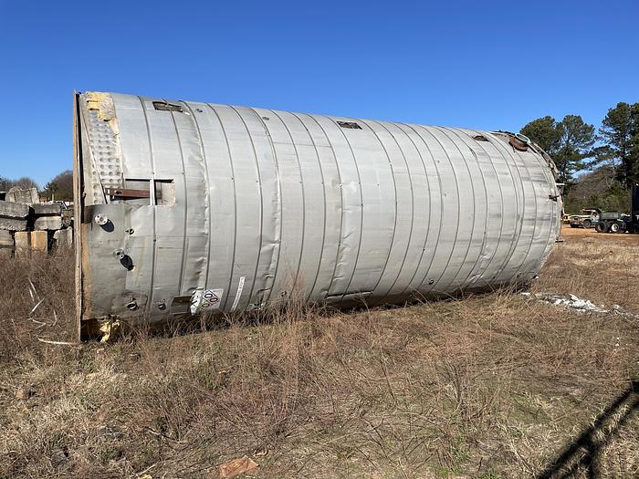 Used 14,000 Gallon Stainless Steel Tank Vertical w Bottom Heat Band