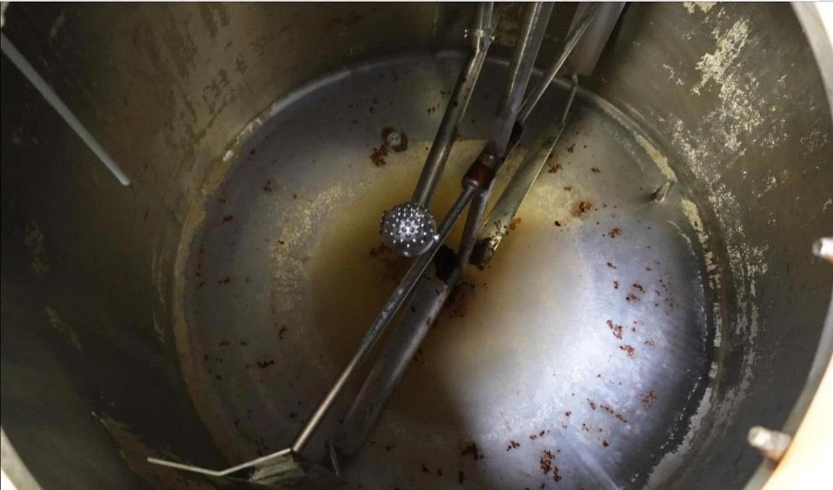 Used 1000 Gallon Jacketed Stainless Steel Processor with sweeping agitation w Cone