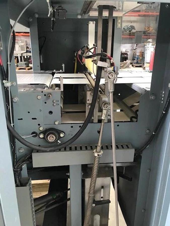 Used Shanklin F4A F-4A  Horizontal Flow Wrapper Automatic Continuous motion Form Fill