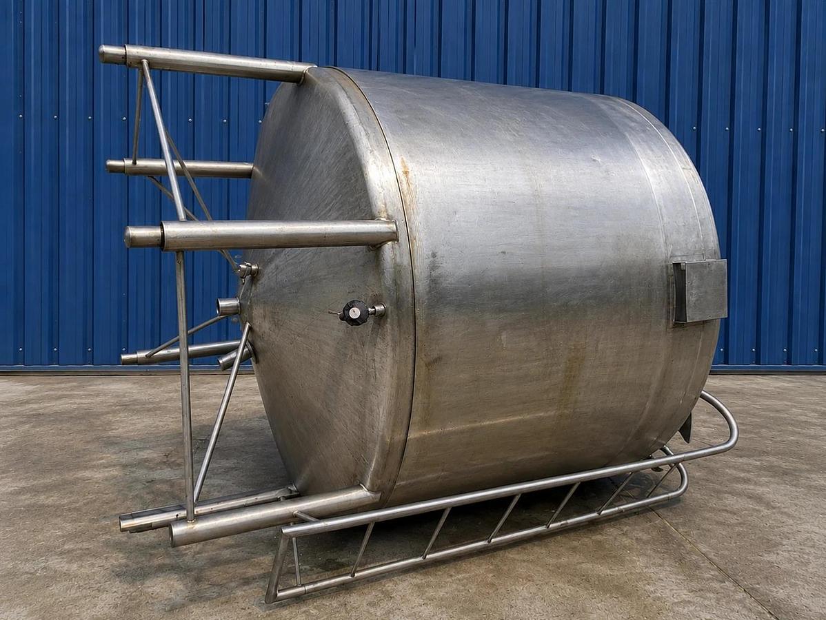 Used 1500 Gallon Jacketed Stainless Steel Processor with sweeping agitation w Cone