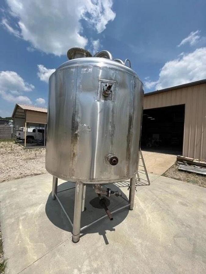 Used 1000 Gallon Insulated Stainless Steel Processor with sweeping agitation w Cone