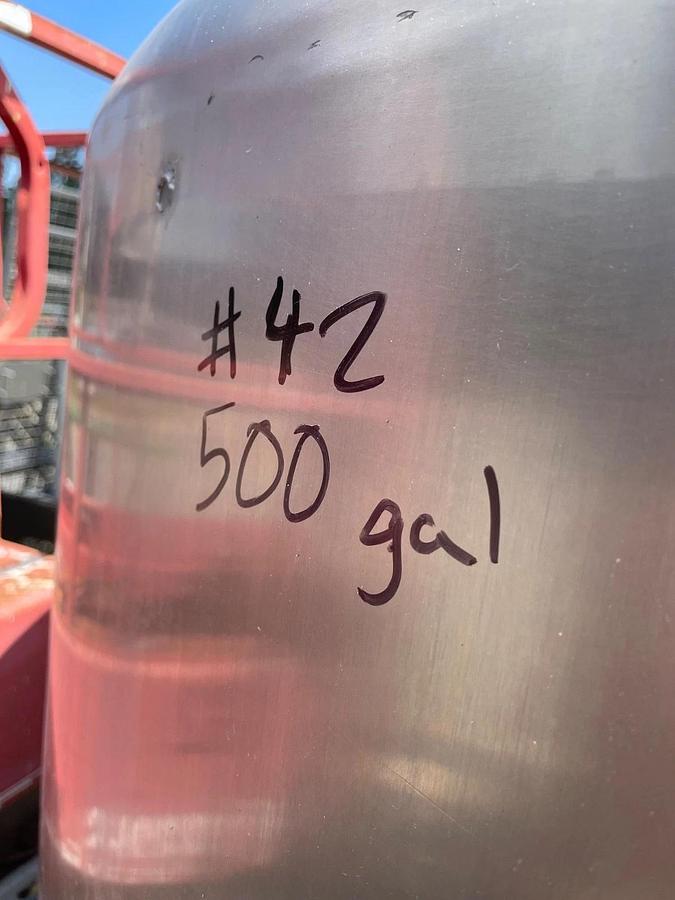 Used 500 Gallon 304 Stainless Steel Food Grade Tank with Dome Top and Cone Bottom