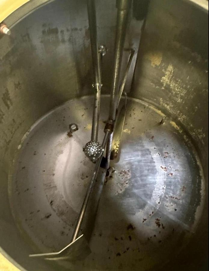 Used 1000 Gallon Jacketed Stainless Steel Processor with sweeping agitation w Cone