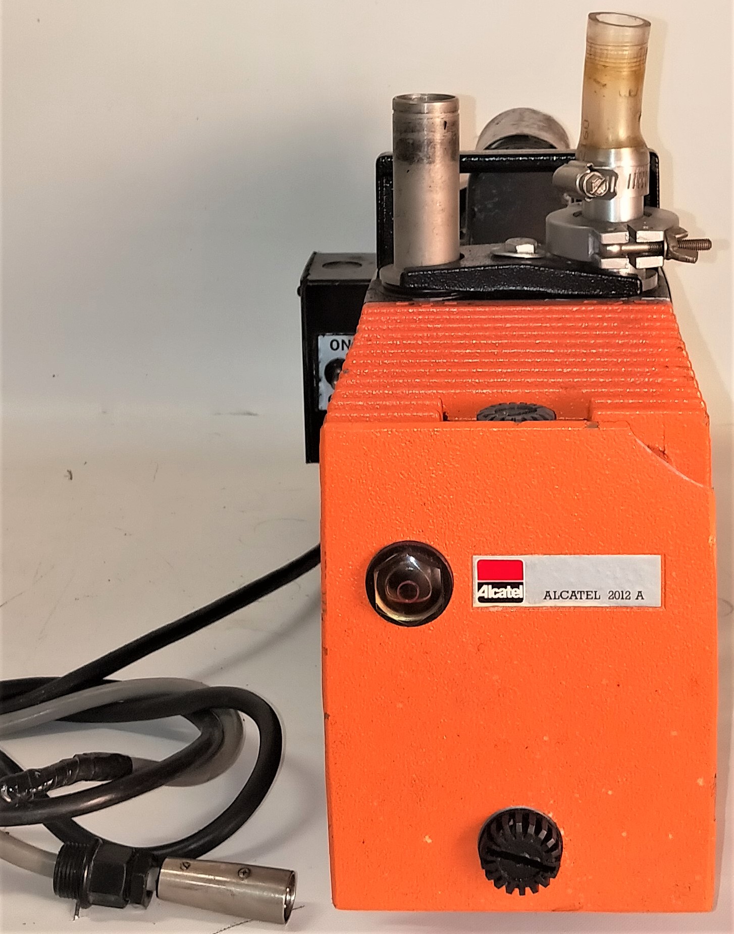 Used Alcatel M2012A Rotary Vacuum Pump (11cfm)