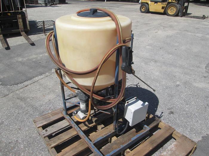 Used 35 Gallon EZ Dosing Applicator