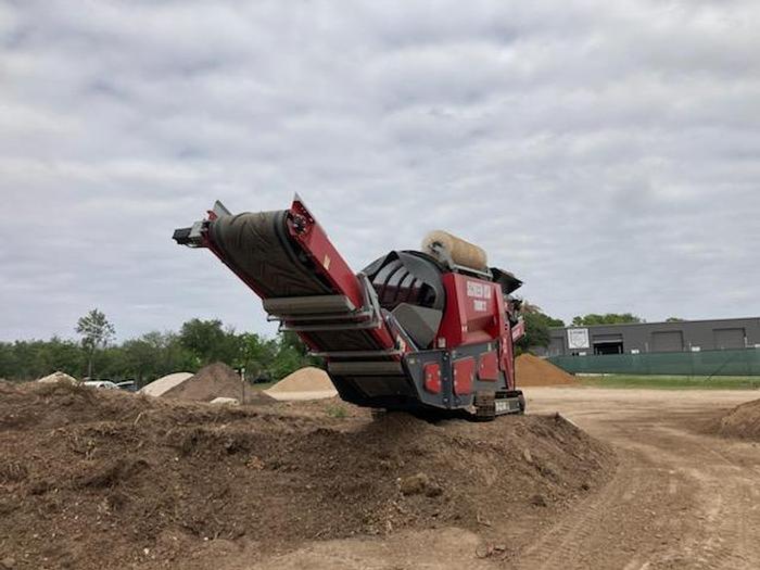 Used 2019 SCREEN USA TROM 512