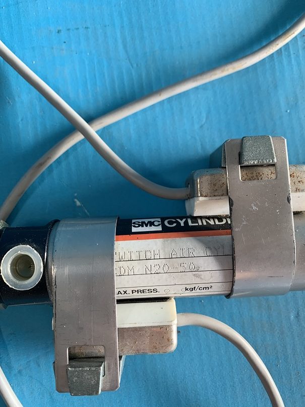Used SMC Switch Air Cylinder CDMN20-50