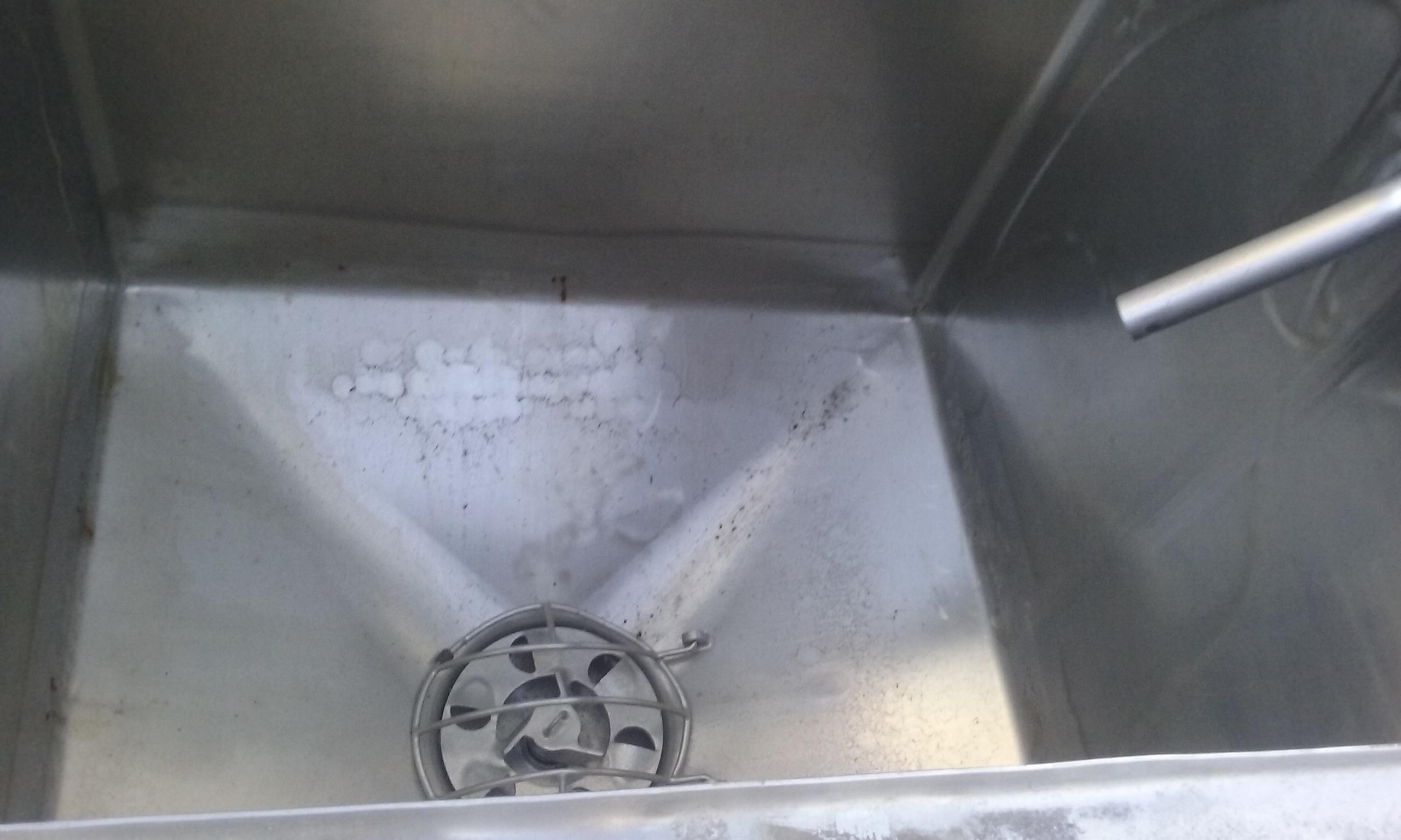 Used 300 GALLON LIQUIFIER TANK