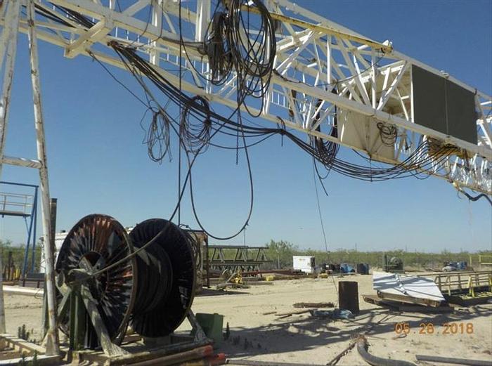 Used BDW 800-M1 / 1000 HP 350,000 lbs Pullback Drill Rig