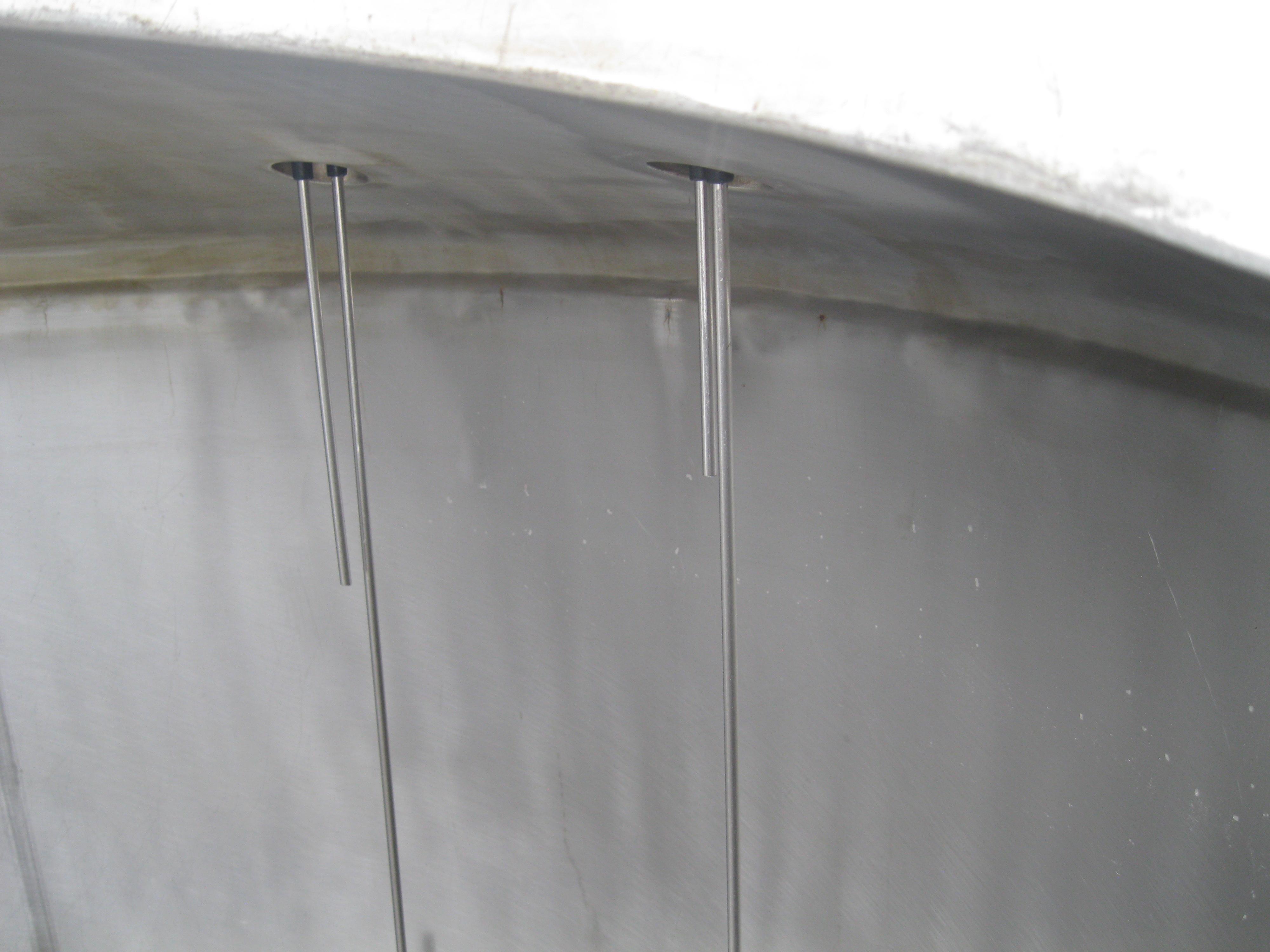 Used 500 GALLON INSULATED STORAGE TANK