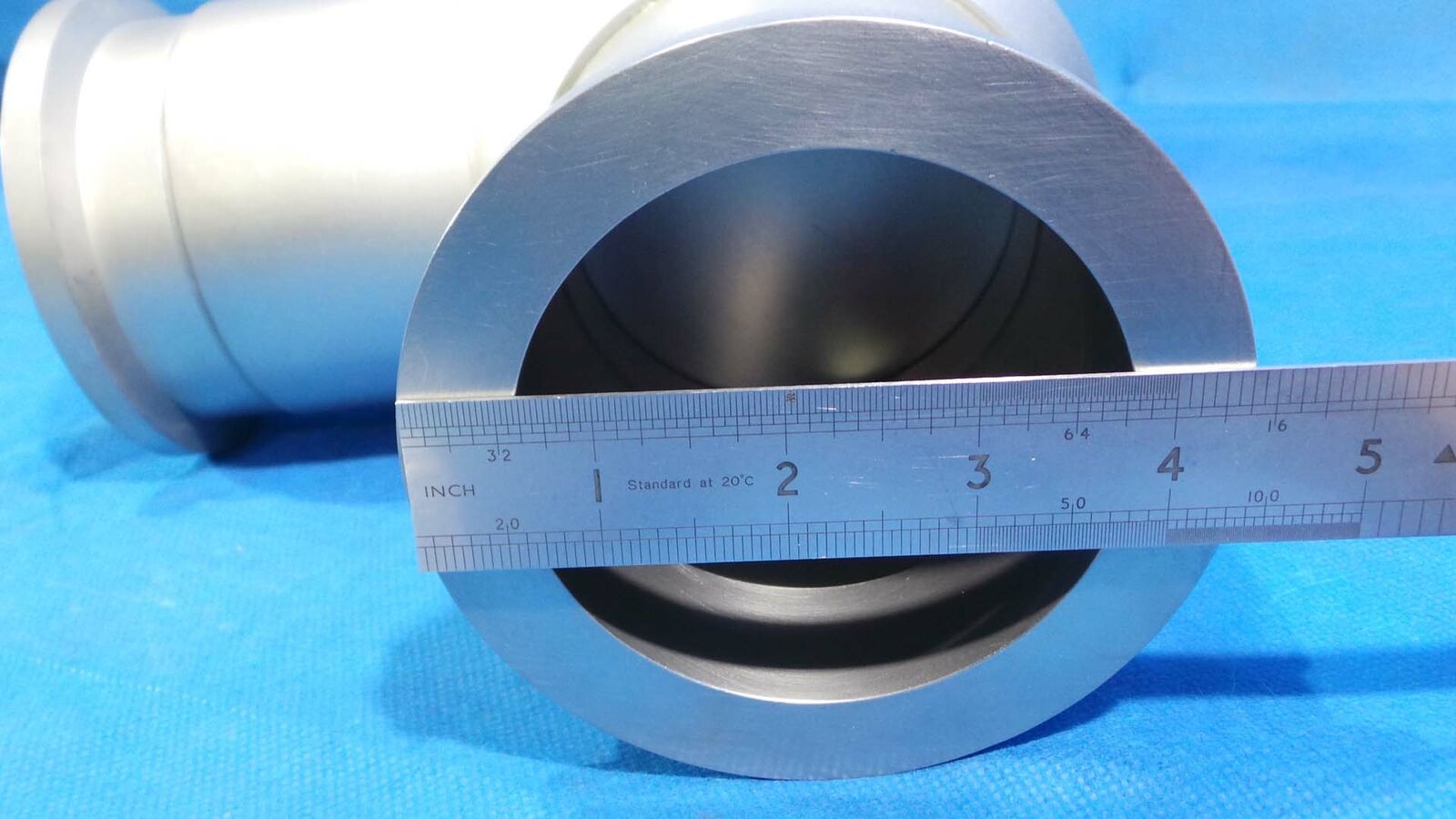 Used ANELVA AV055 Gate Valve, AV055 / F18-GV-007 / ANELVA / Semiconductor Part ( Part was C