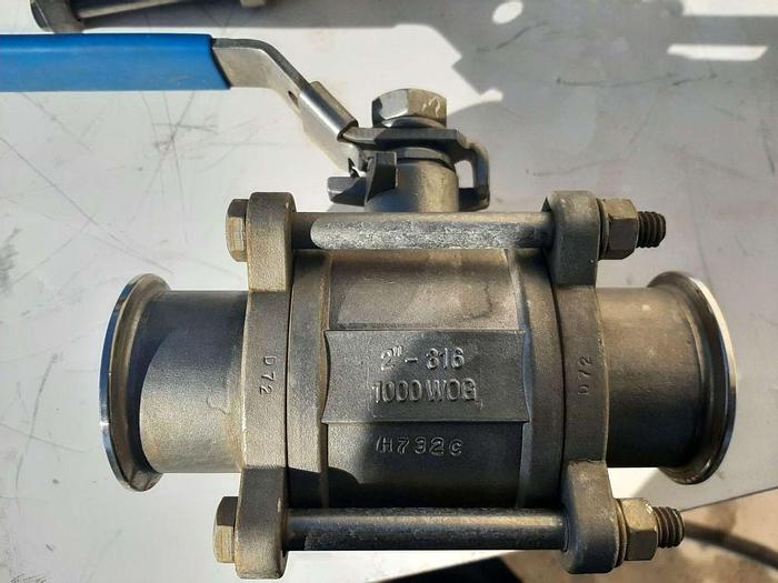 Used Valve, Ball, 2", Stainless Steel, Dixon, Tri-clamp, 1000 PSI, Lot of (8) Valves #S744652