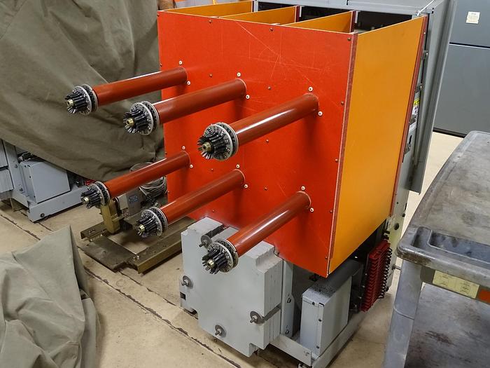 Used SIEMENS-ALLIS AC HIGH VOLTAGE CIRCUIT BREAKER 5-FSV-350-1200-78 FIVE AVAILABLE