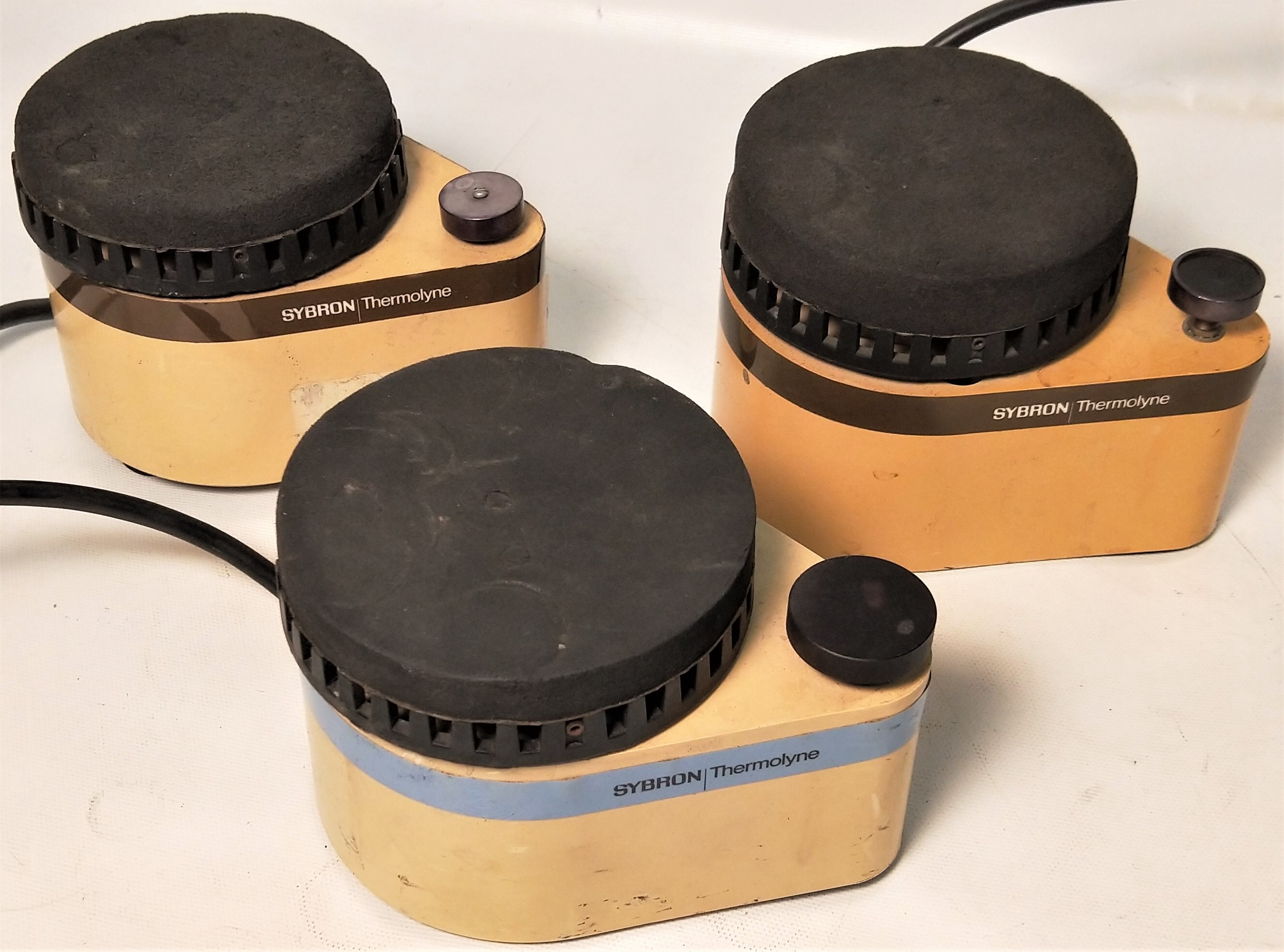 Used Thermolyne MaxiMix I 16700 Vortex Mixer