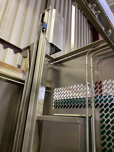 Used 2007 Syspal Tote bin lifter