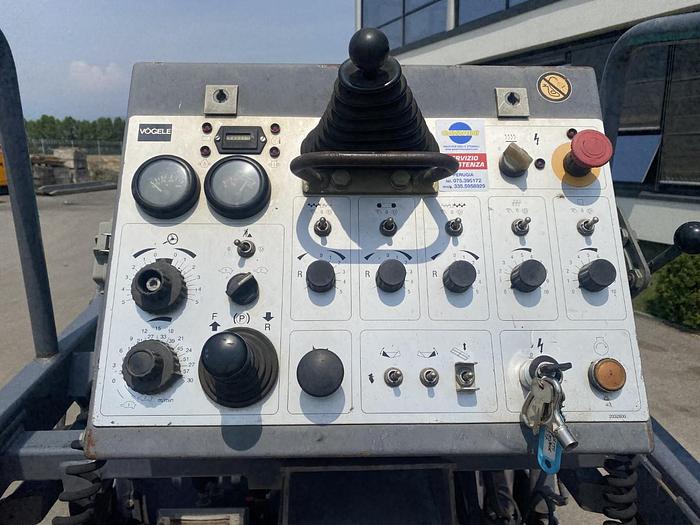 Usato 2007 VOGELE SUPER 800