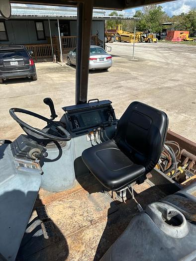 Used 2001 CASE 570LXT BOX BLADE TRACTOR