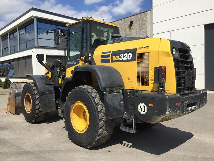 Usato 2017 KOMATSU WA 320-8