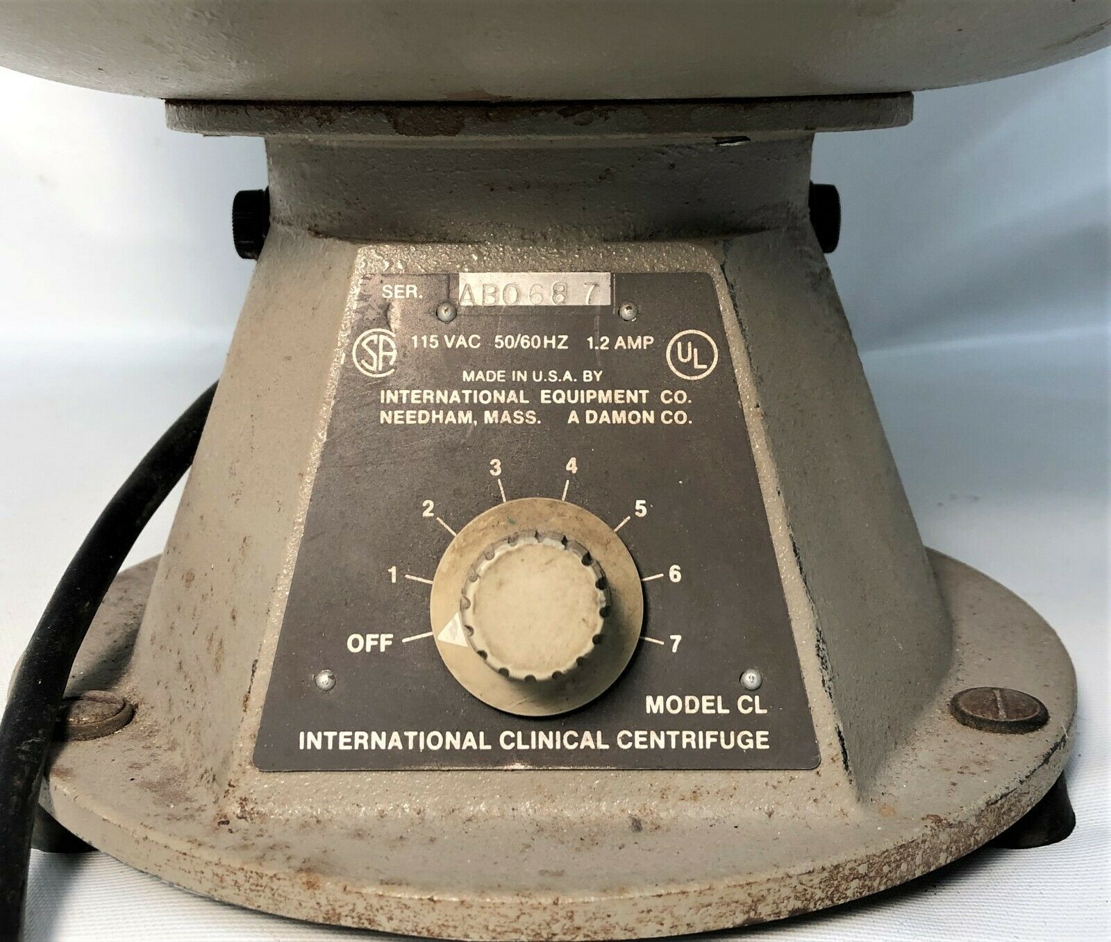 As is IEC Clinical CL Bench-model Centrifuge - SOLD AS-IS